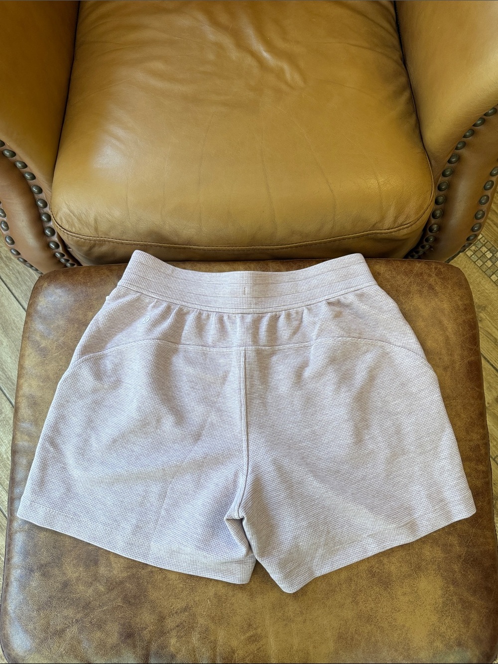 NWT Lululemon Scuba High-Rise Short 5" Waffle Sz Small Heathered Porcelain Pink - Picture 3 of 7